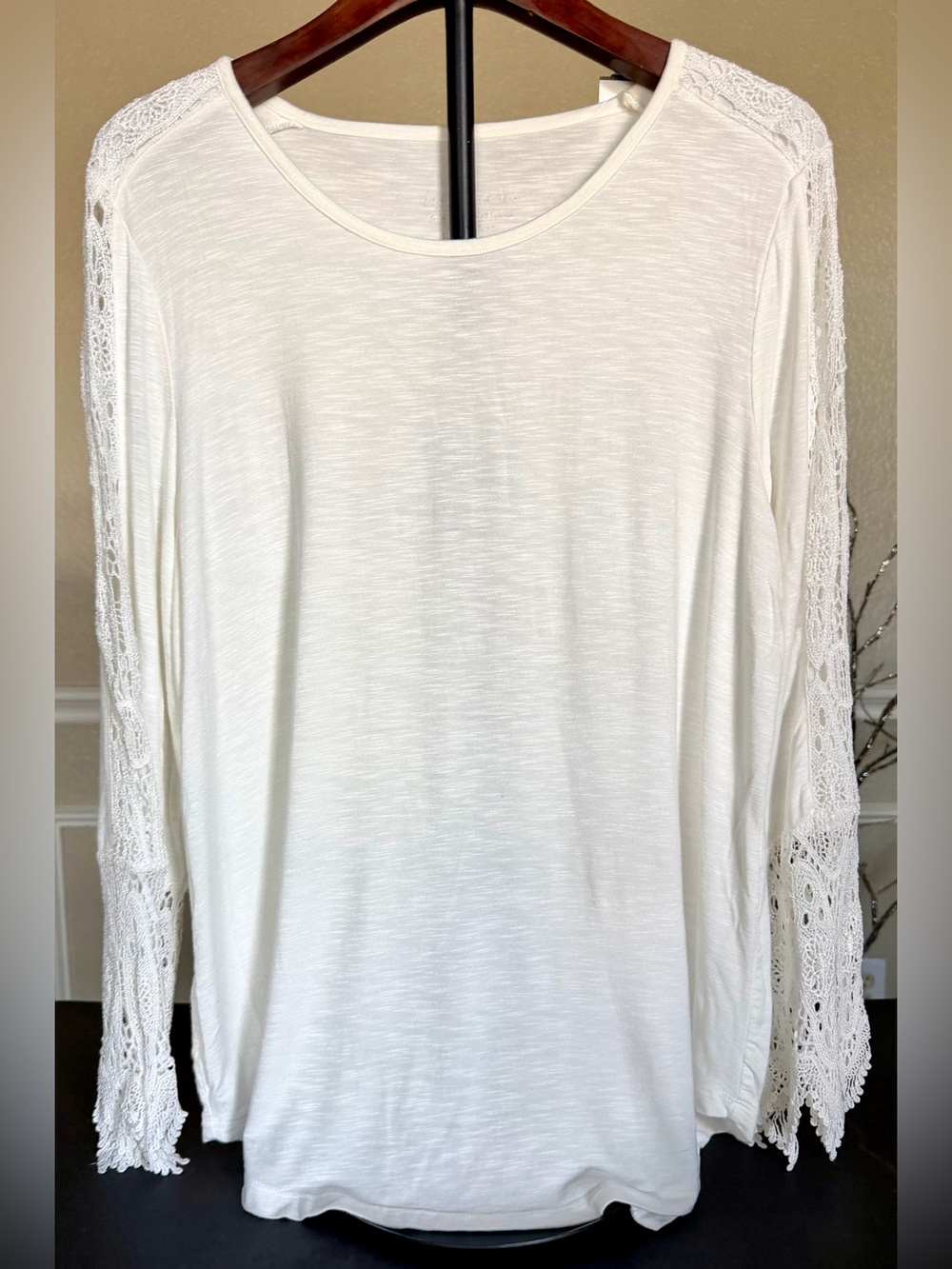 Chico's White Crochet-Sleeve Long Sleeve Tee